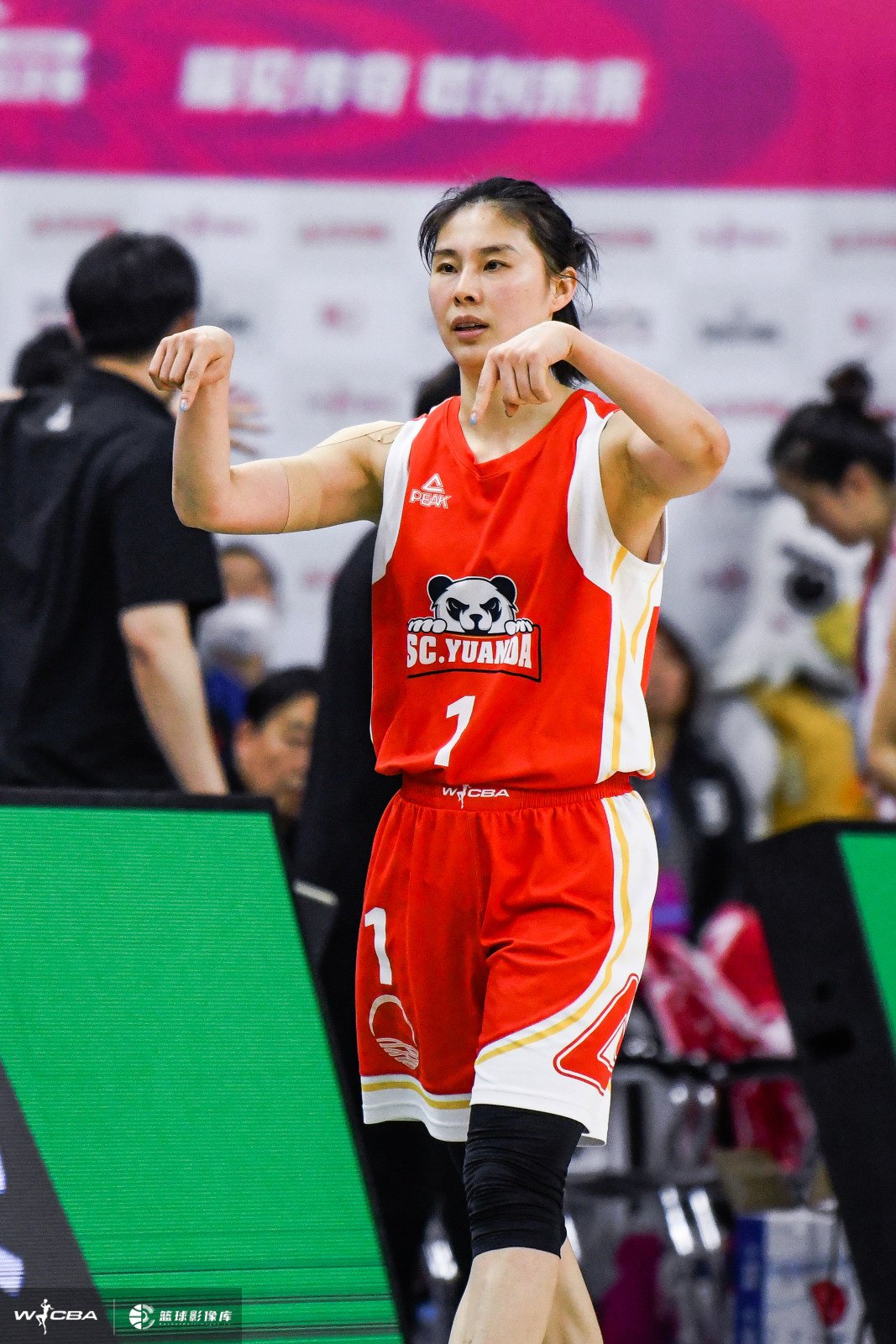 王思雨：去年经历了很多次的失败 季初休息一个月是调整心理状态