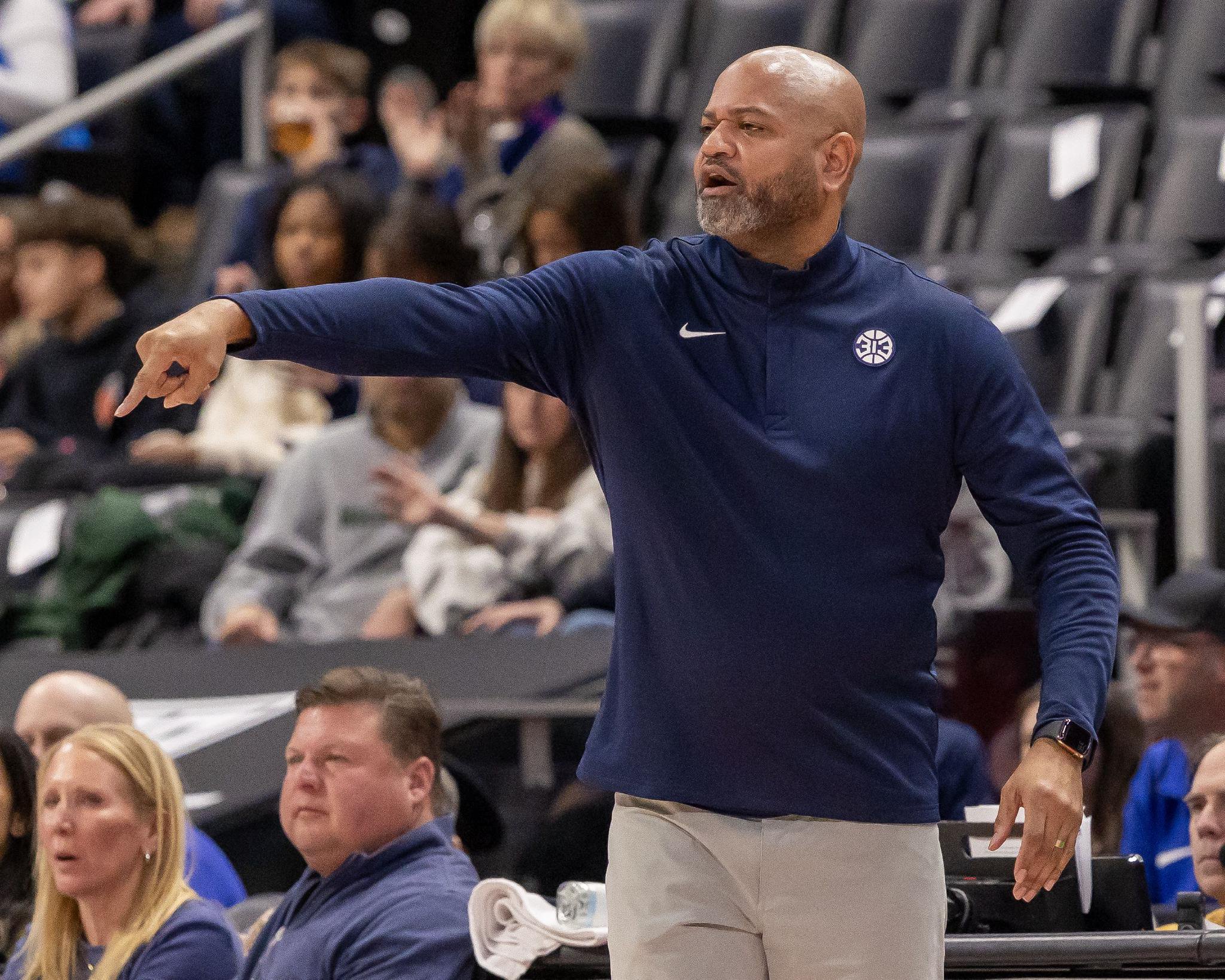 活塞主帅：库里是史上最强进攻武器 我们用体型缠斗让他打得艰难