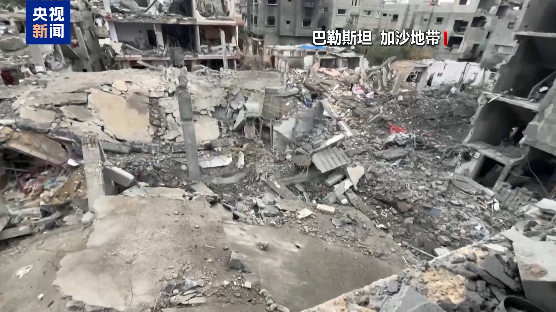 加沙民防部门称以军空袭致28死 仍有人被埋废墟下