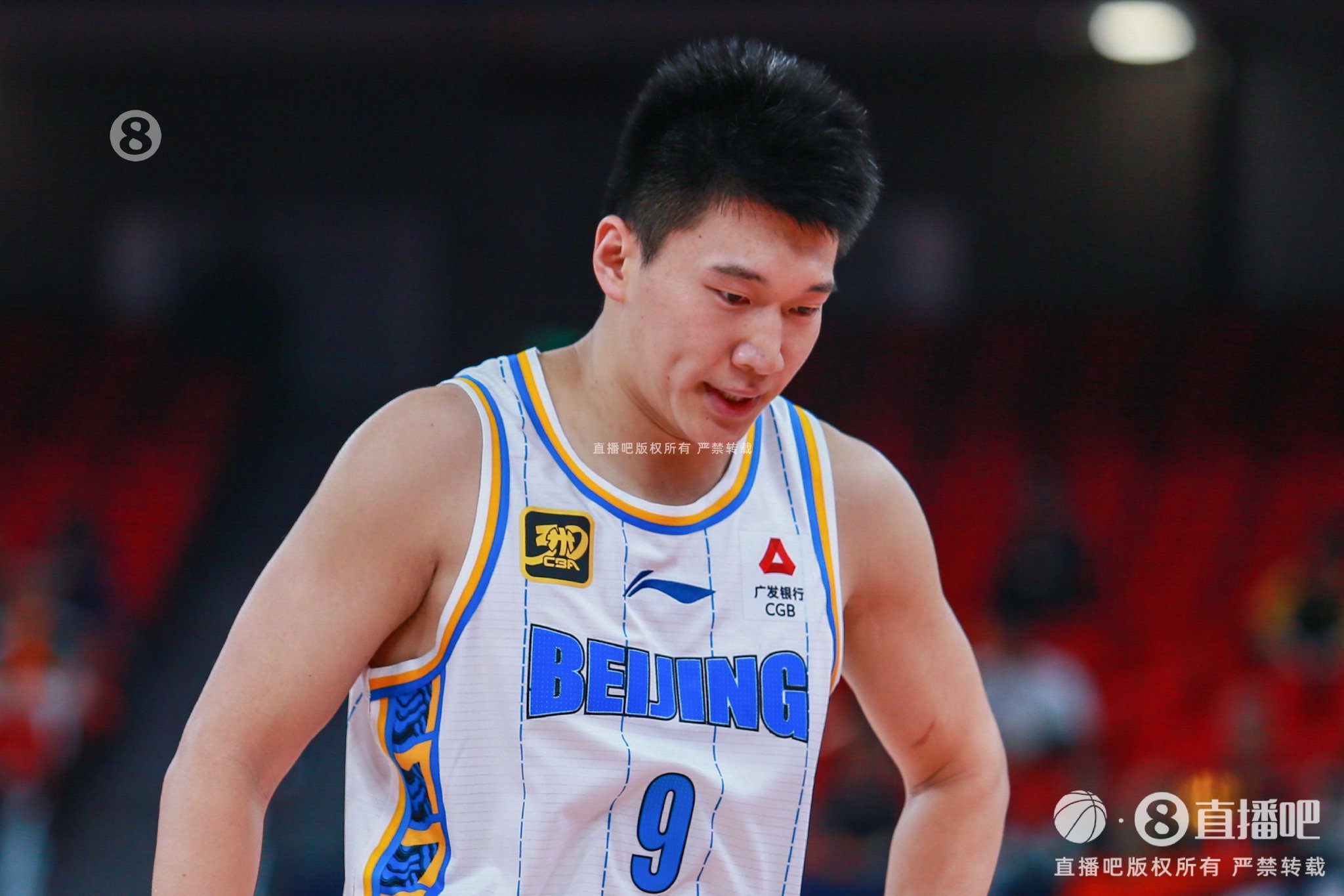 雷蒙：上一场缺阵是因为膝盖劳损伤 现在还疼但今晚会上场