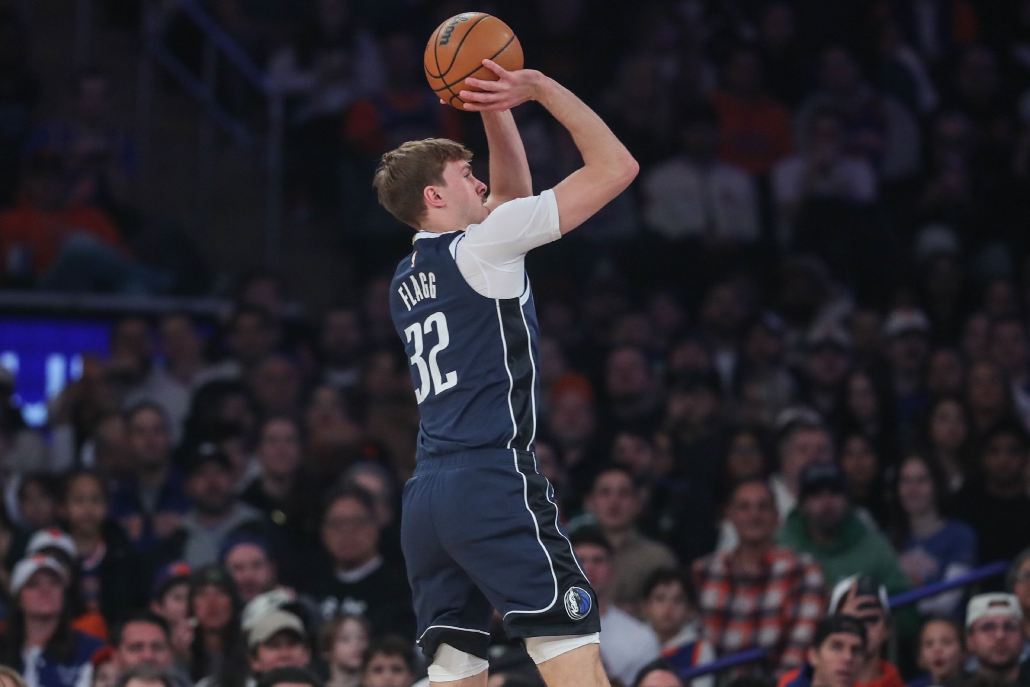 赛季初让弗拉格打控卫遭批评？基德：我TMD才不在乎那些东西