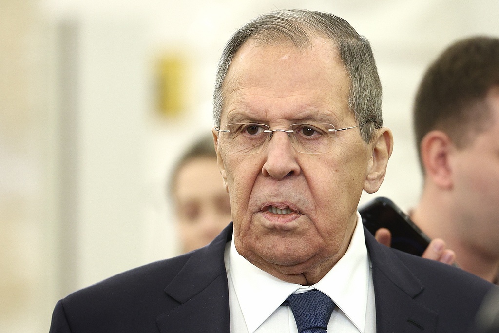 俄外长：日本加速“再军事化”威胁亚太和平稳定