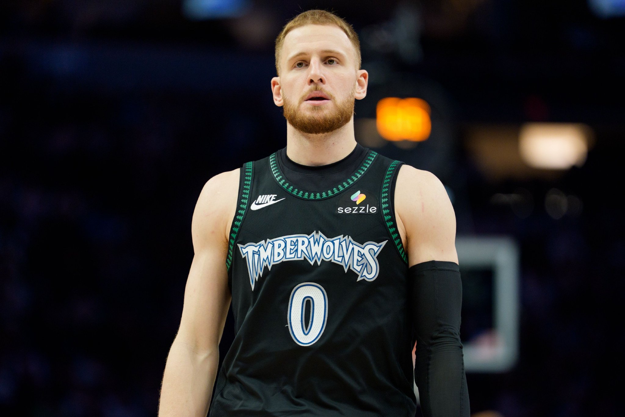 效率奇高！迪文岑佐三分7中5得21分3板4助2断 无奈仍吞败仗