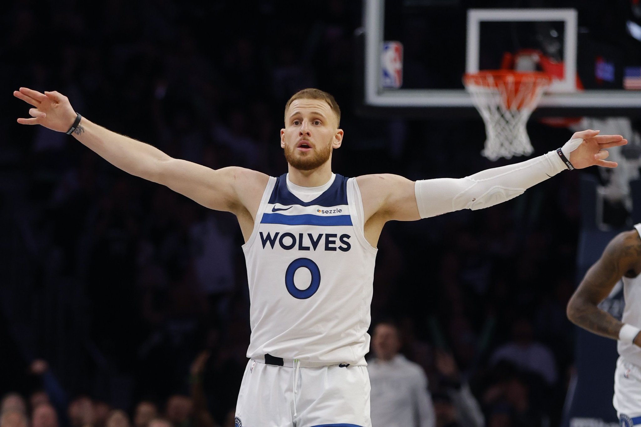 迪文：面对强队我们总能打出该有的表现 对阵弱旅也应如此