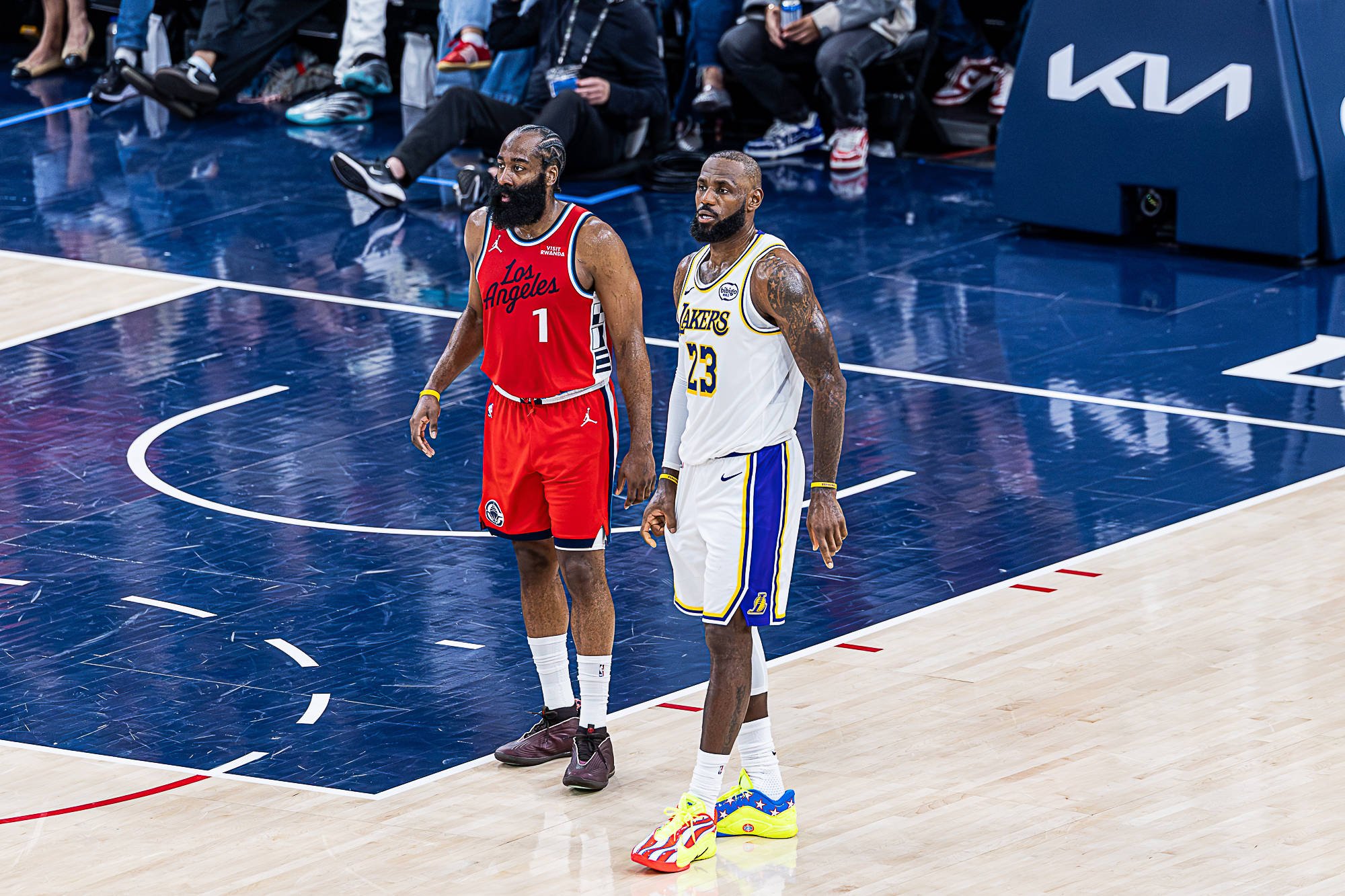 队记：骑士是詹姆斯显而易见的目的地 他明白自己拿不到顶薪了