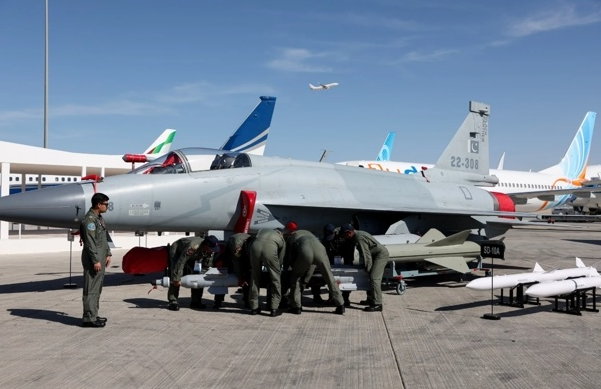 美媒：JF-17战机订单意向激增，巴基斯坦面临“甜蜜的烦恼”