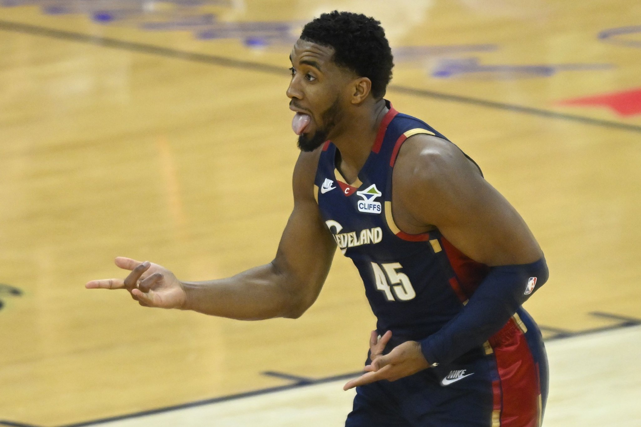 美记：若骑士今年再次早早止步季后赛 米切尔不太可能与球队续约