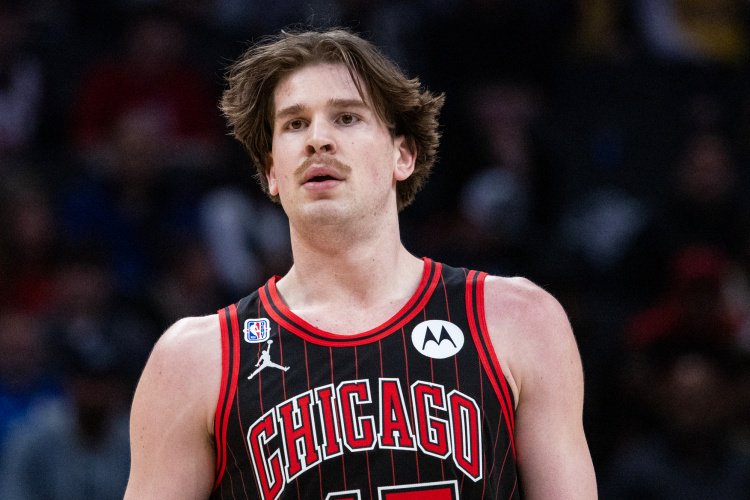 你要干嘛？公牛队内目前有8名后卫 仅1名双向球员是中锋