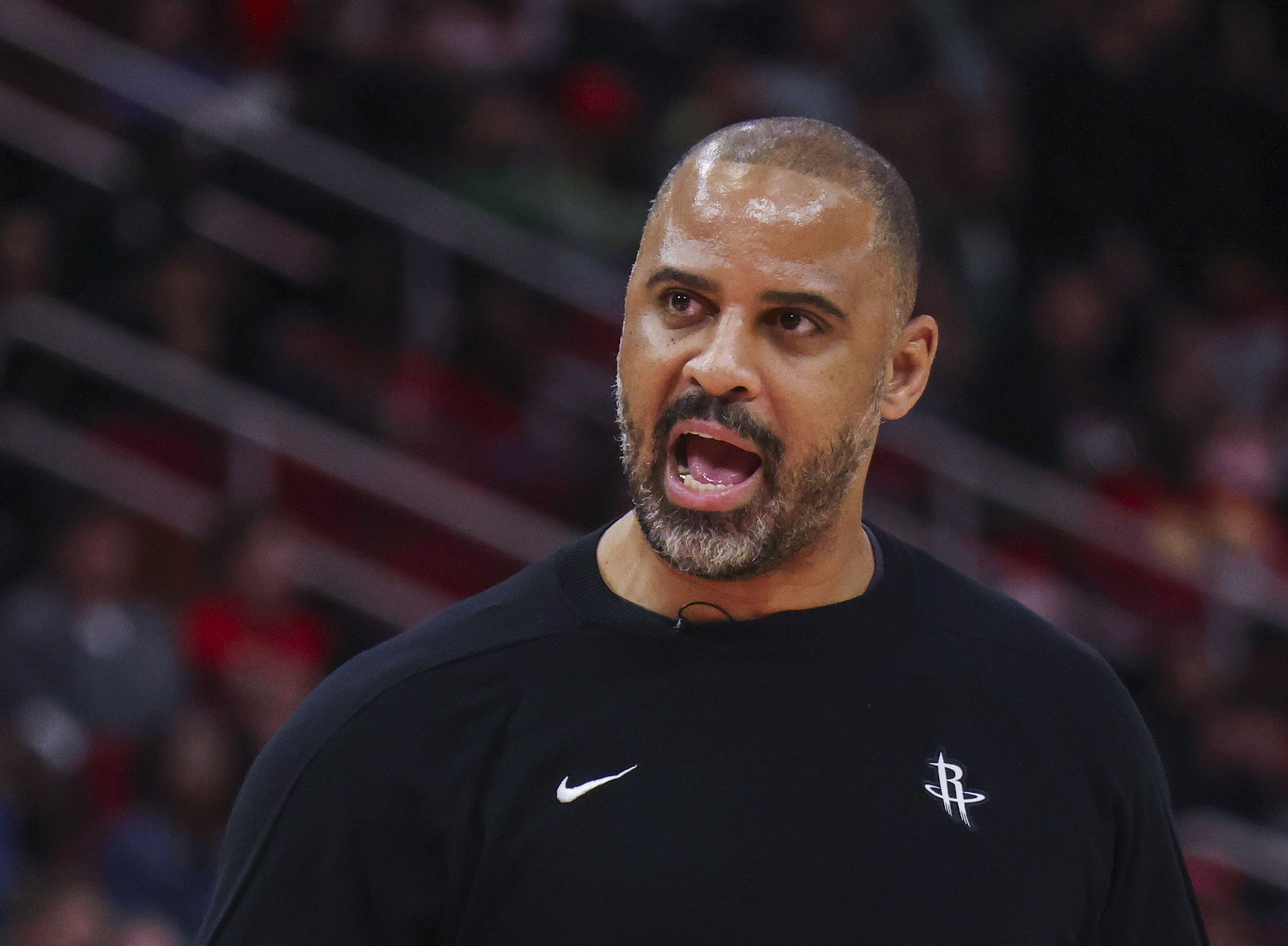 乌度卡：我们有段时间没打出一整场的好球了 今天可能是最差的