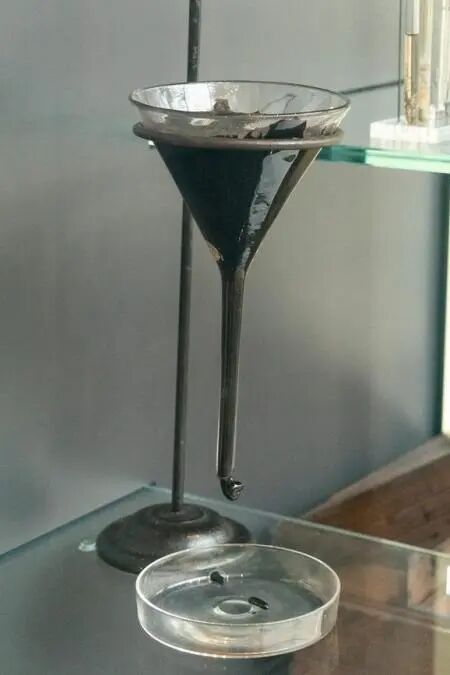 2024年8月，苏格兰国家博物馆的沥青实验图源：该博物馆官网