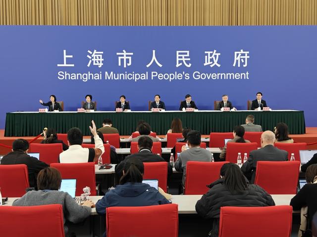 记者会现场。新民晚报 刘歆 摄