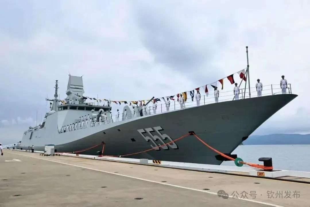 你一票我一票,钦州舰“出列”拜大年!|钦州市_新浪财经_新浪网