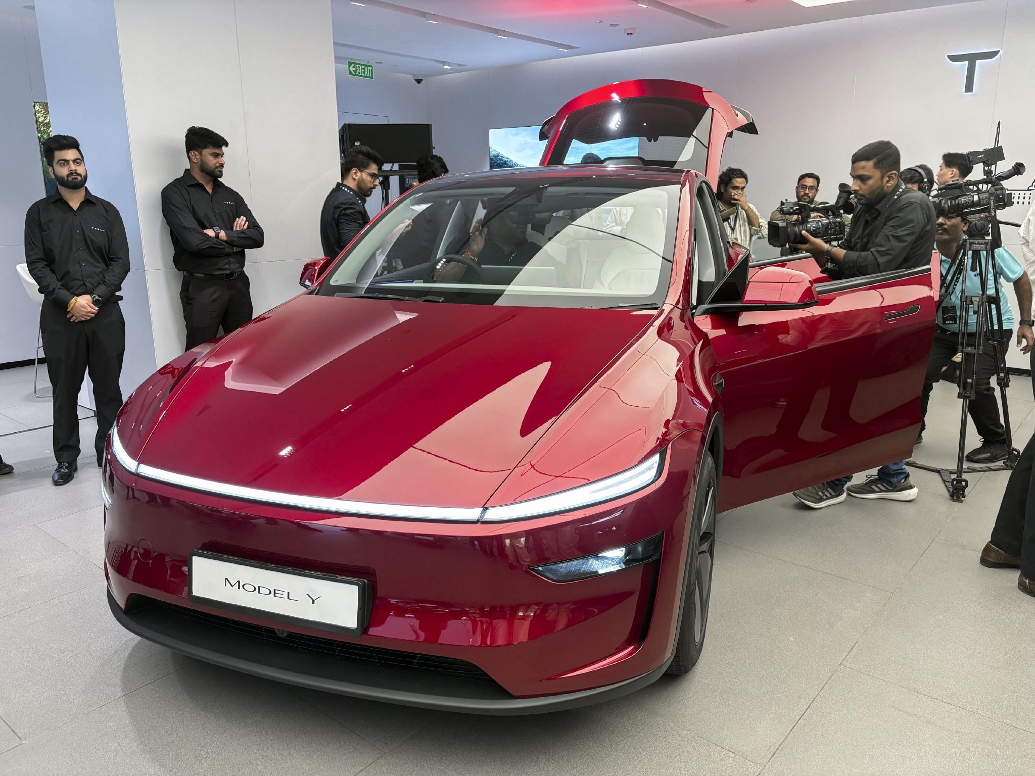 印度下调美国豪华车关税至30%，不包括特斯拉