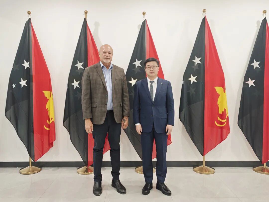 △拜会巴新副总理罗索