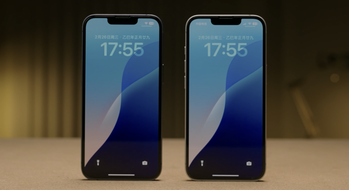 ▲ 左：iPhone 14；右：iPhone 16e