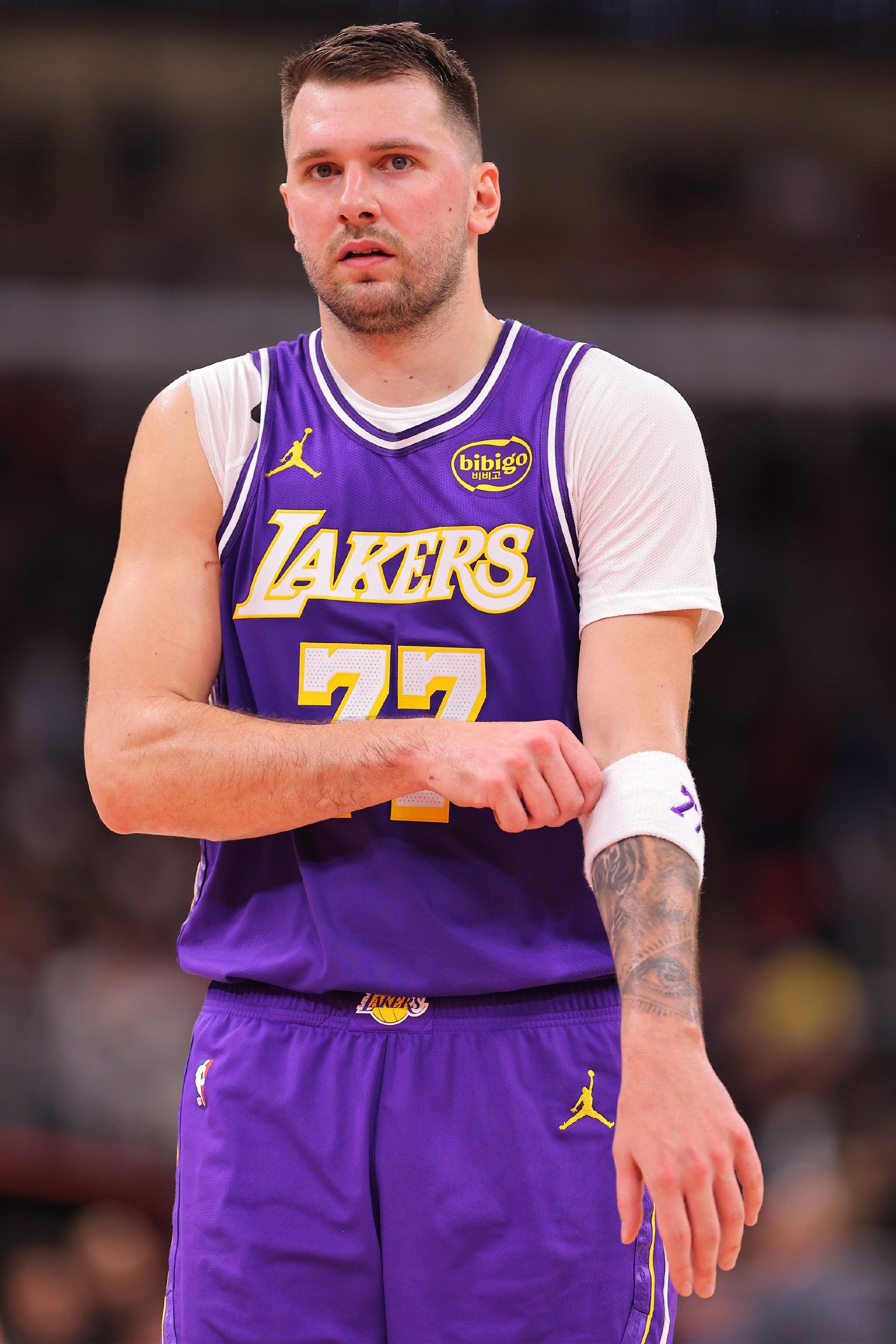 湖人明日战雷霆 东契奇因左腿筋伤势继续休战 连续缺第2场