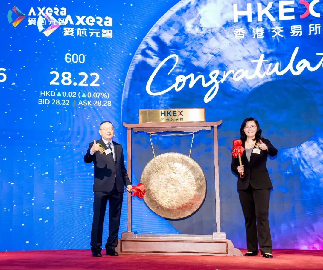 爱芯元智CEO孙微风（左）与爱芯元智创始人、董事长仇肖莘博士（右）