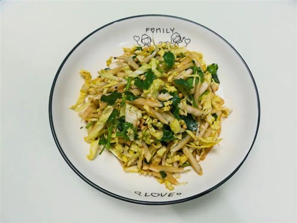 图：凉拌大白菜丝，自己做的+自己拍的