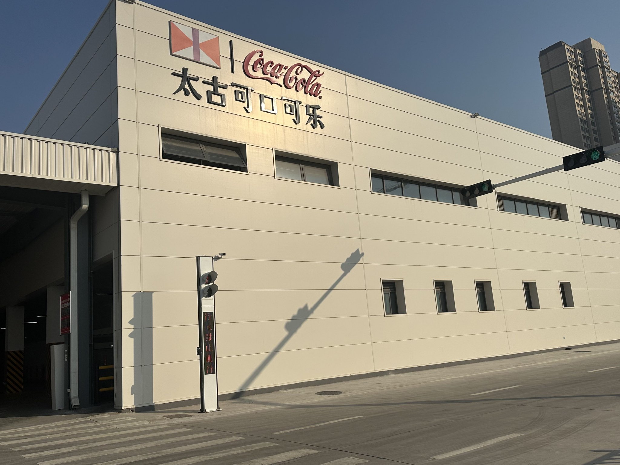 可口可乐换帅,百事集团焕新,"快乐水"巨头2025年成绩单出炉,下半场怎