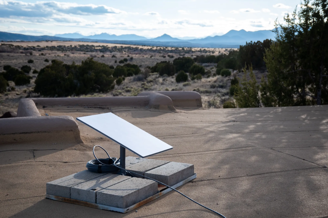 美媒爆料：伊朗骚乱期间出现互联网中断后，美国曾秘密向伊朗运送约6000套“星链”终端