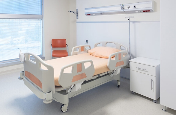 足球隊(duì)這個(gè)賽季戰(zhàn)績欠安，利茲聯(lián)主教練馬什本月初下課