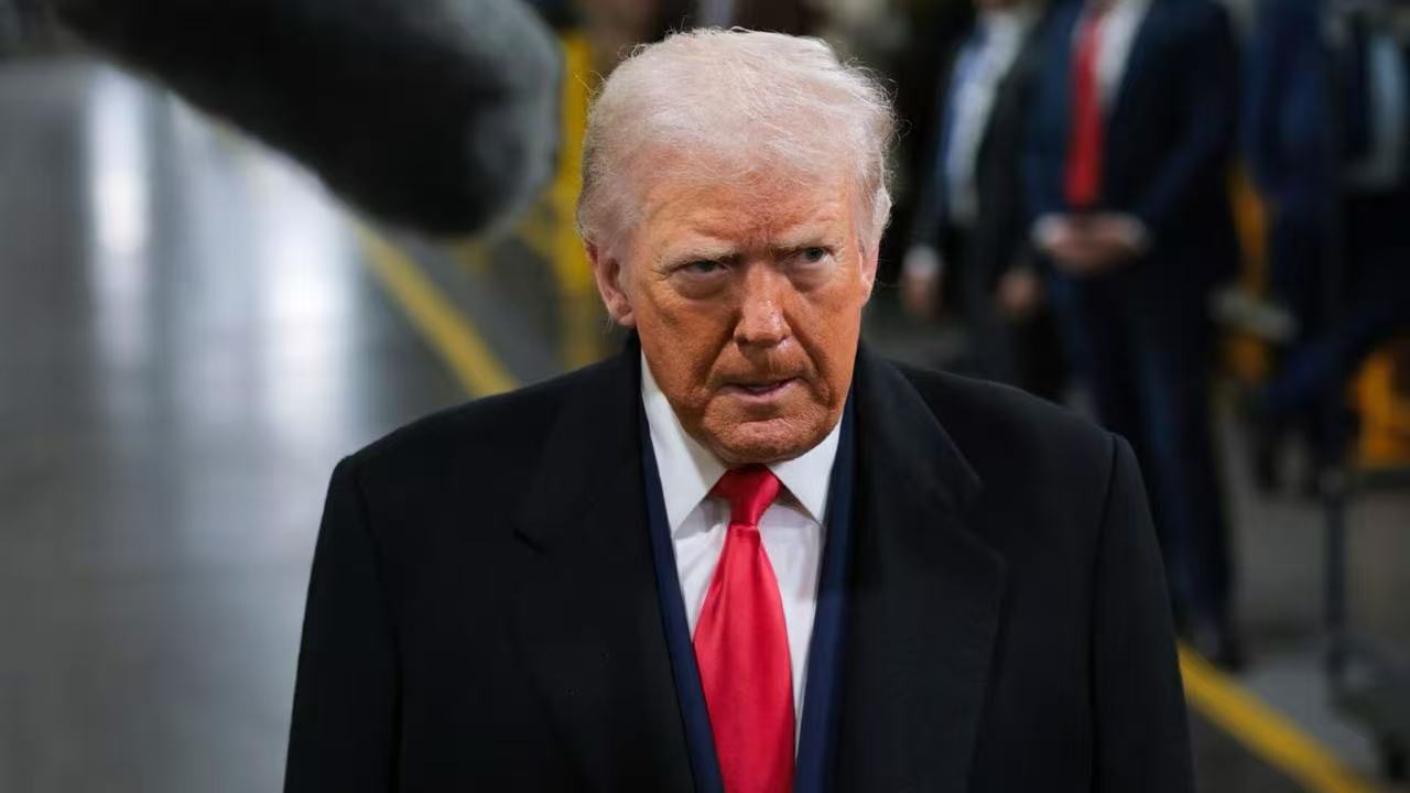 奥巴马称相信外星人“真实存在”，特朗普：他泄露机密，犯了大错