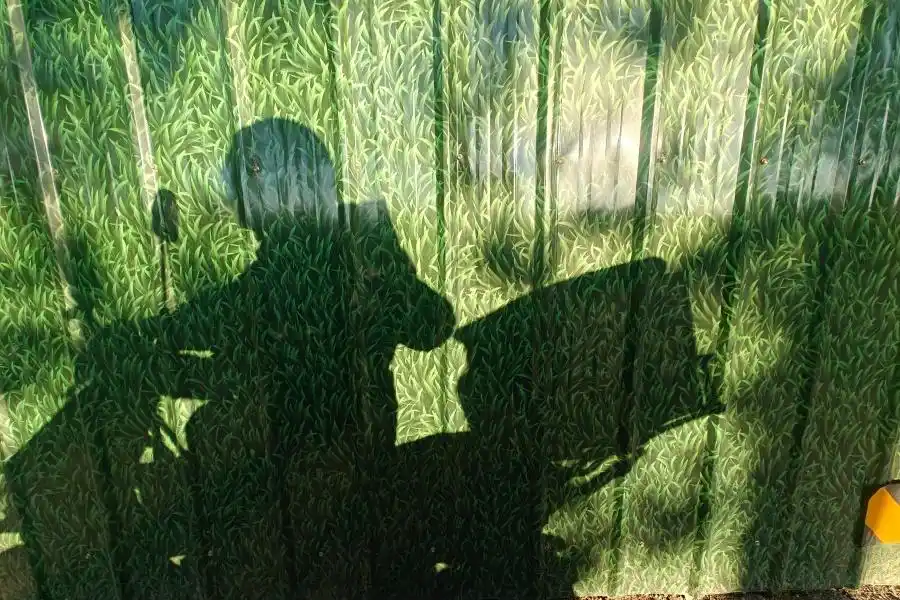 　　▲王晚跑外卖的途中自拍，图源：聊城日报