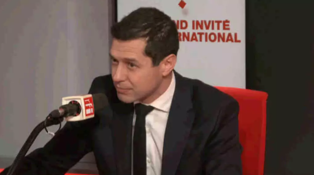 法国说欧委会派员参加“和平委员会”会议“未获授权”