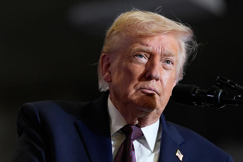 美总统特朗普称将向格陵兰岛派遣“医院船”