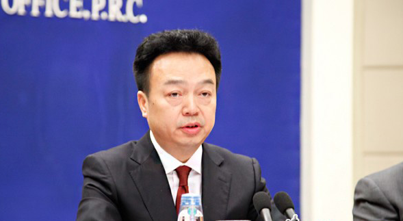 独家：他曾任中国电信集团总经理 还没公布被查结果！但提及其亲属谋利 早就传他儿子靠他赚钱|中国电信_新浪科技_新浪网