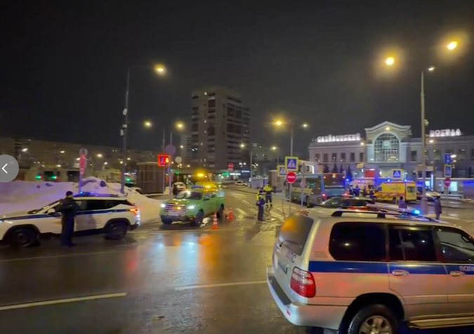 俄罗斯莫斯科一火车站附近发生爆炸 已致一名警察死亡