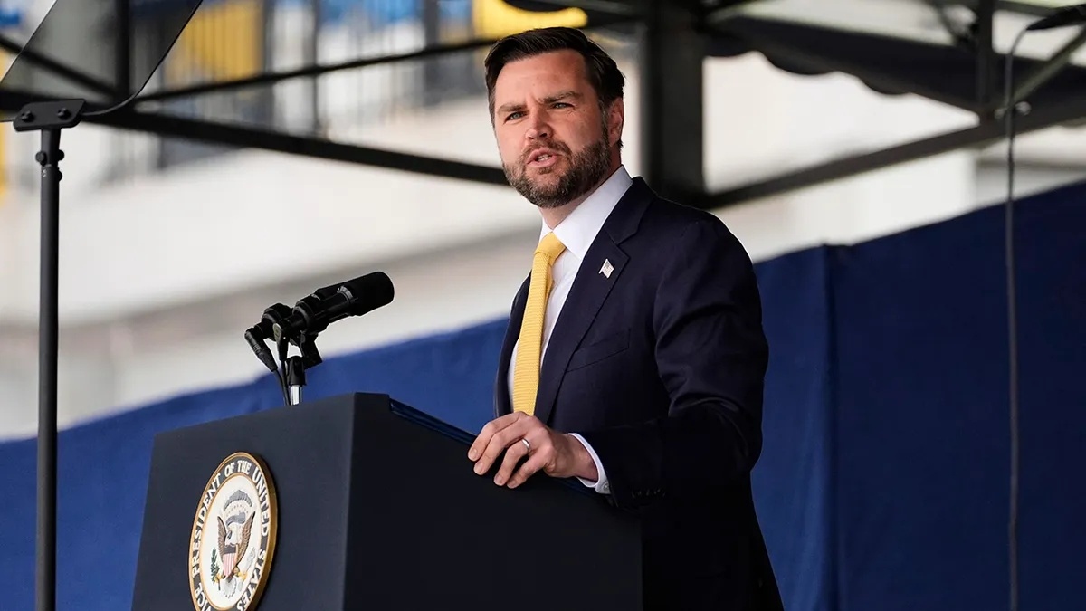 美副总统：外交是结束俄乌冲突的“理想选项”