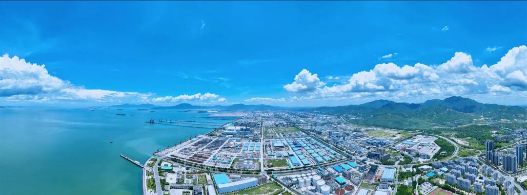 大亚湾石化区一角。