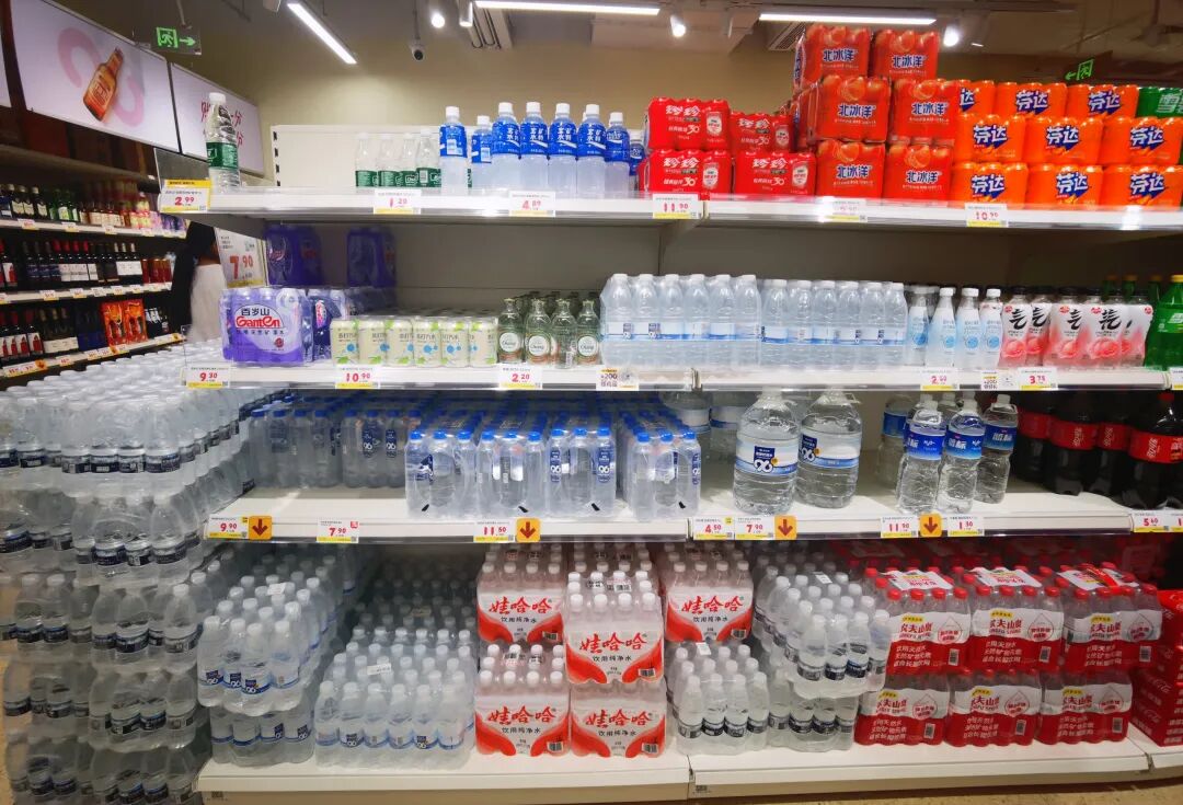亟待秩序重构的纯净水市场：怡宝“跌倒”，娃哈哈“吃饱”？__财经头条