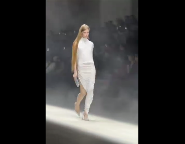 责任编辑：雪花