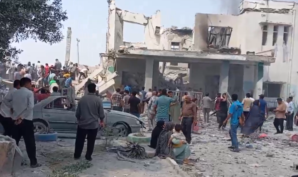 伊朗一小学遭导弹袭击，已致118人死亡