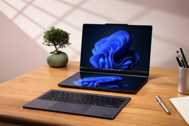 联想 ThinkBook 模块化 AI PC 概念机