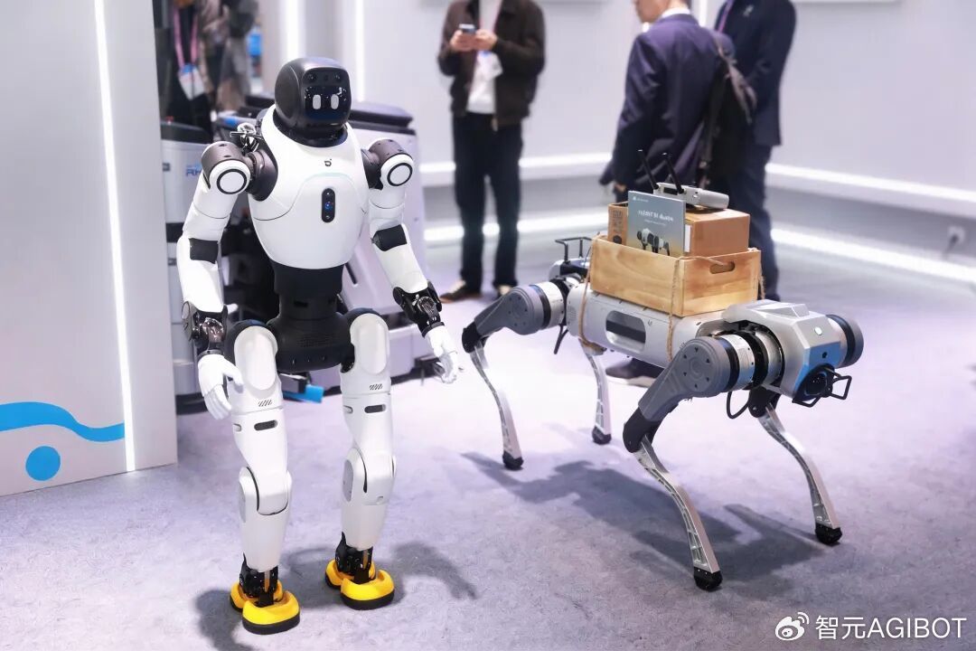 智元亮相MWC 2026,代表中国机器人接待西班牙国王|机器人_新浪财经_新浪网