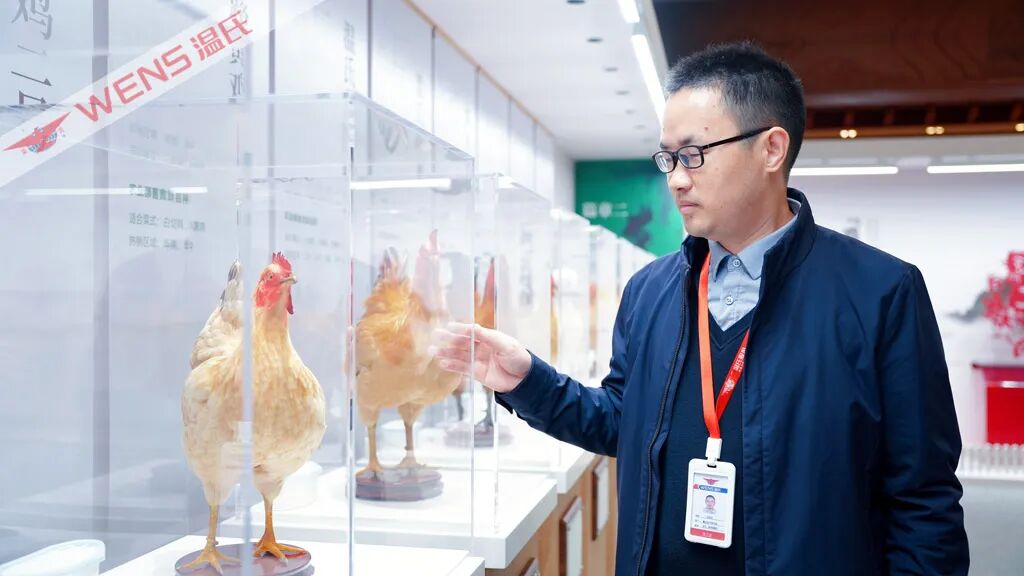温氏股份刘松柏博士入选2025年“大国工匠年度人物”_新浪财经_新浪网