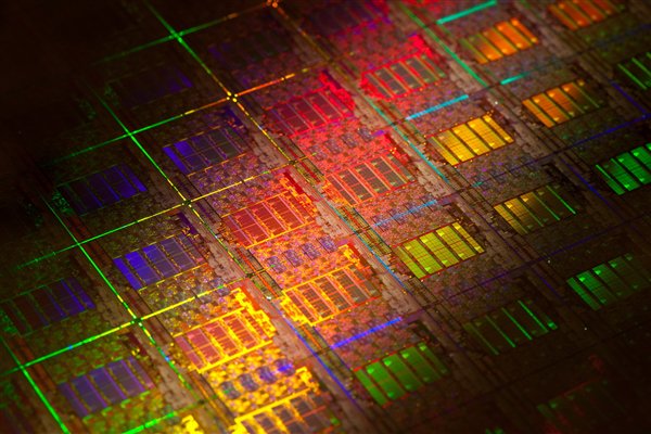 责任编辑：拾柒