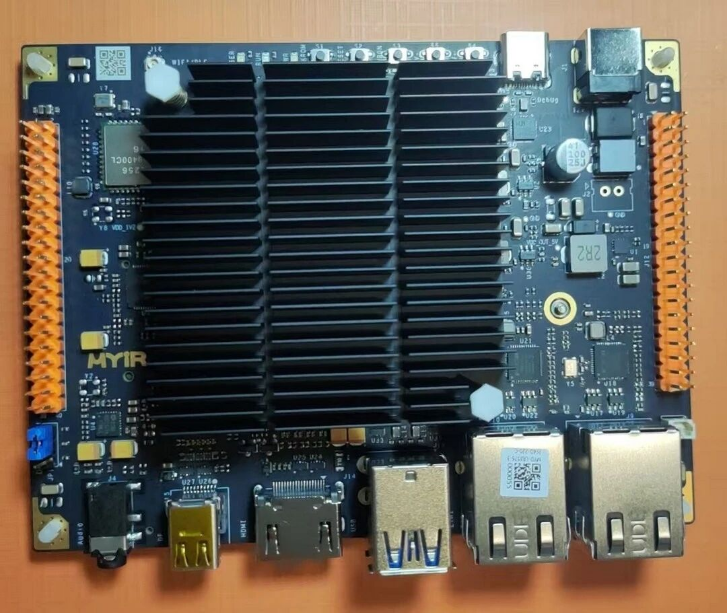 图：米尔基于RK3576 系列核心板开发板