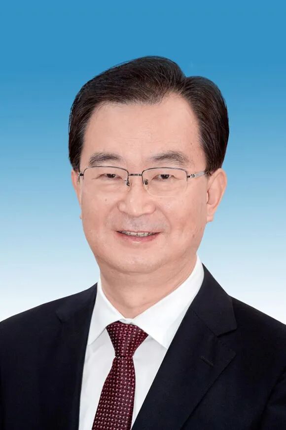 《中国日报》头版刊发全国人大代表，云南省委书记、省人大常委会主任王宁专访文章|王宁_新浪财经_新浪网