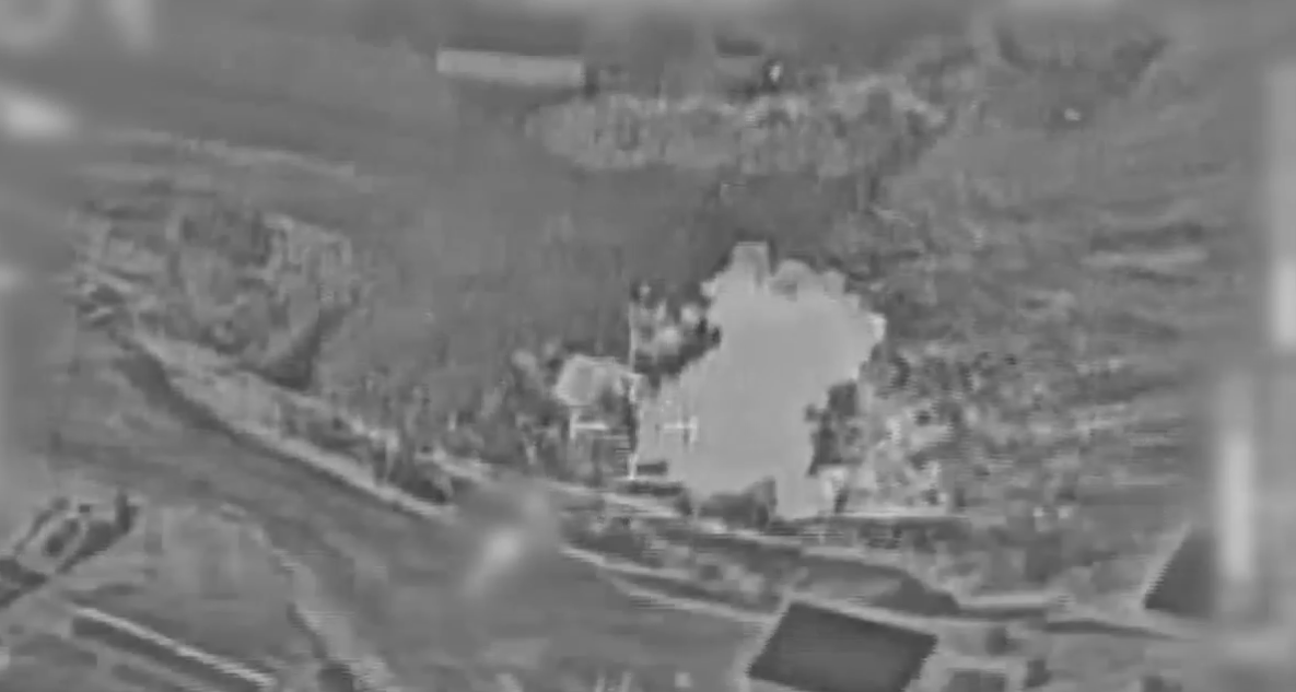 以军称24小时内打击伊朗中西部400余个目标