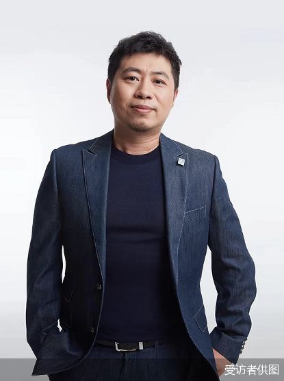 两会谈谈新 | 全国政协委员、京东集团技术委员会主席、京东云总裁曹鹏：创新AI体验，关键是打造更具温度和连接能力的智能生态 - 新浪财经