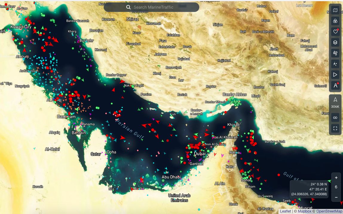 3月9日，波斯湾和霍尔木兹海峡油轮卫星图（图片来源：Marine Traffic）