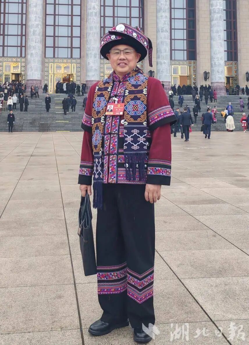 全国人大代表黄林:建议将来凤藤茶列入药典|黄林_新浪财经_新浪网