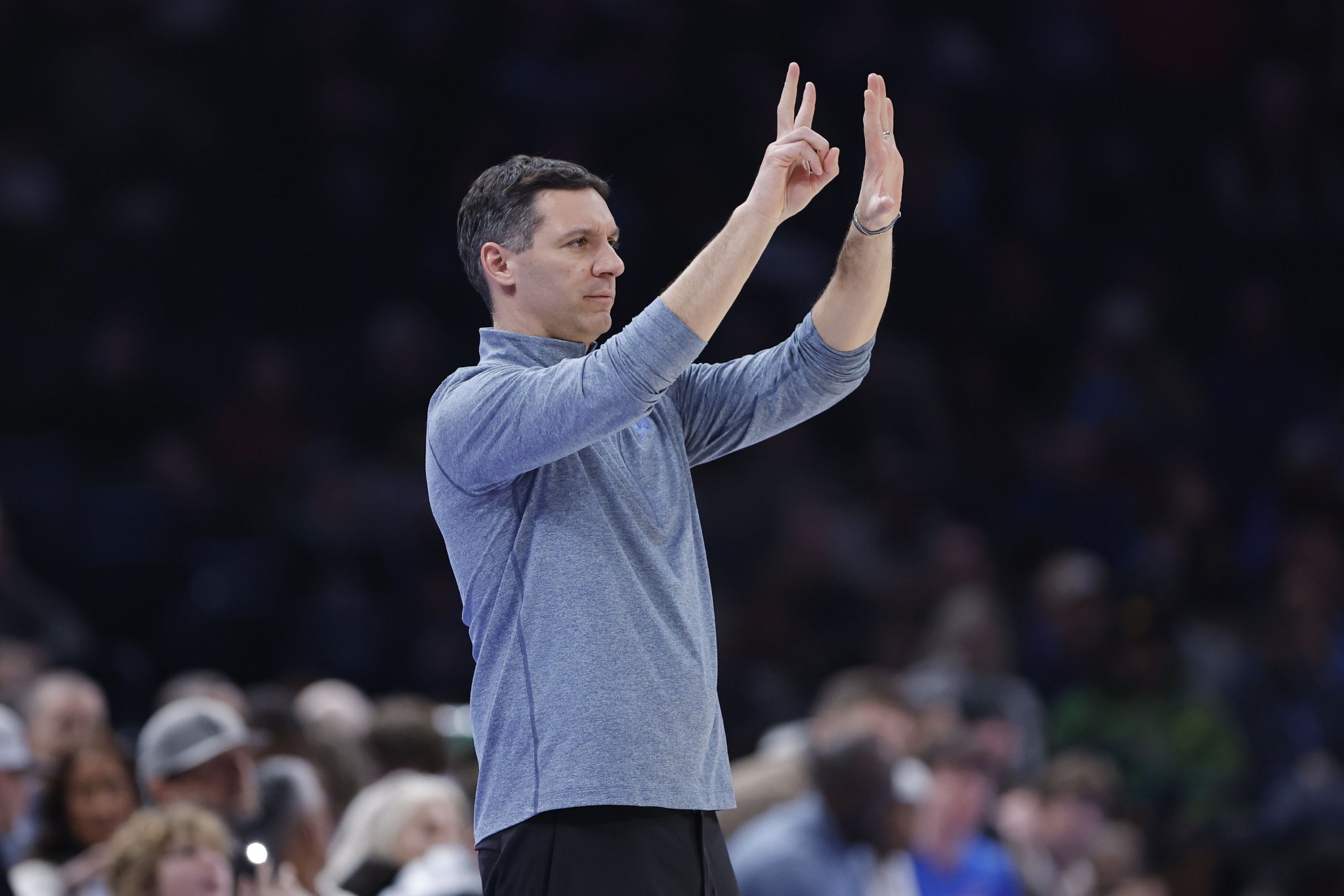 纪律性太强！雷霆全场仅出现3次失误 创造联盟本赛季新低