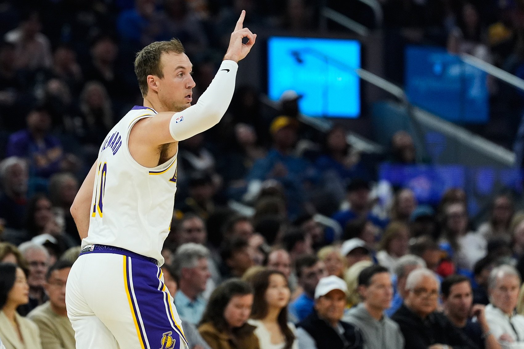 想以超过50%的三分命中率结束本赛季？肯纳德：是的 那会非常酷！