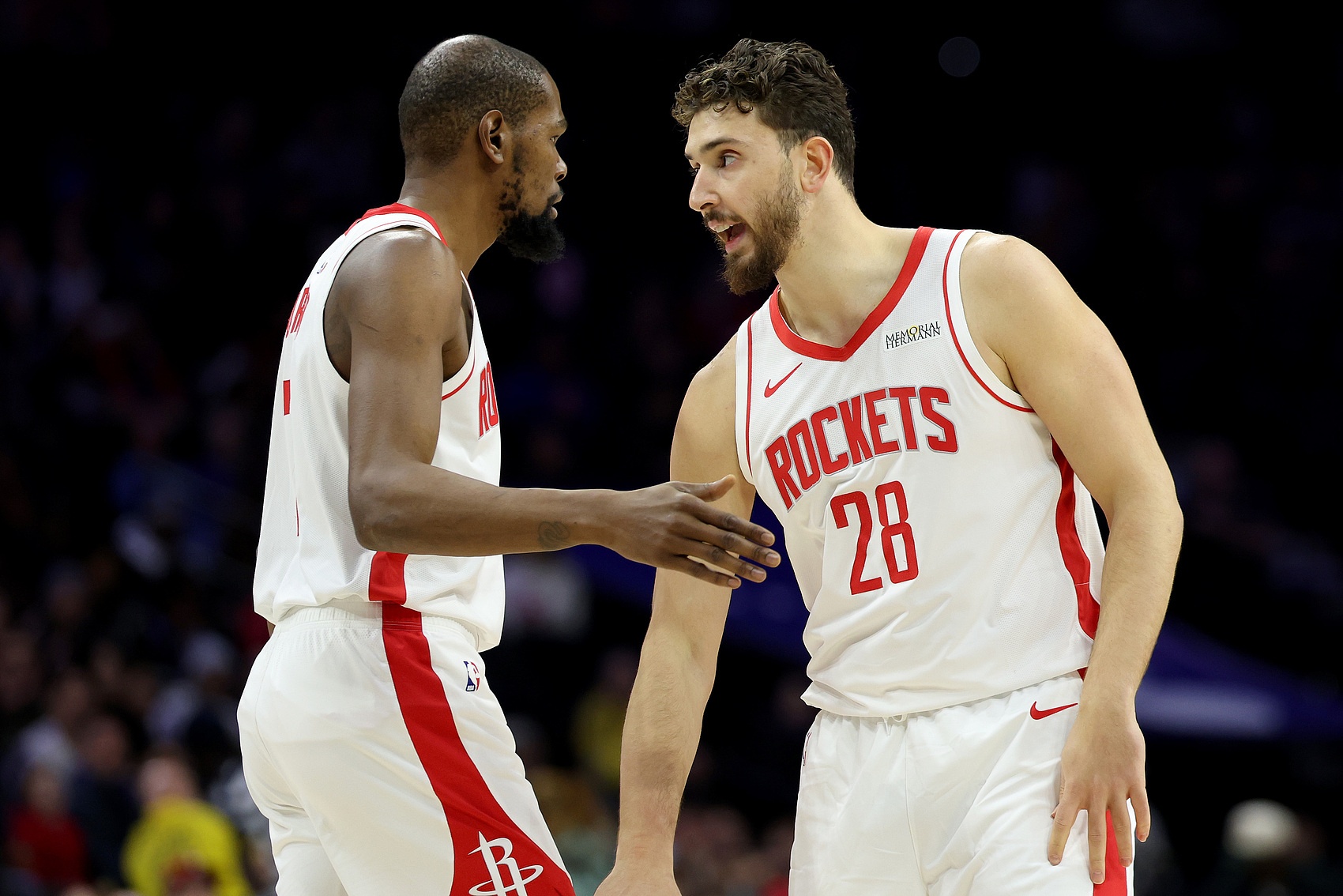 不容有失！ESPN明日胜率预测：火箭高达63.3% 猛龙为36.7%