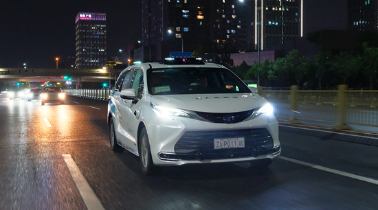 图源：@PonyAI小马智行